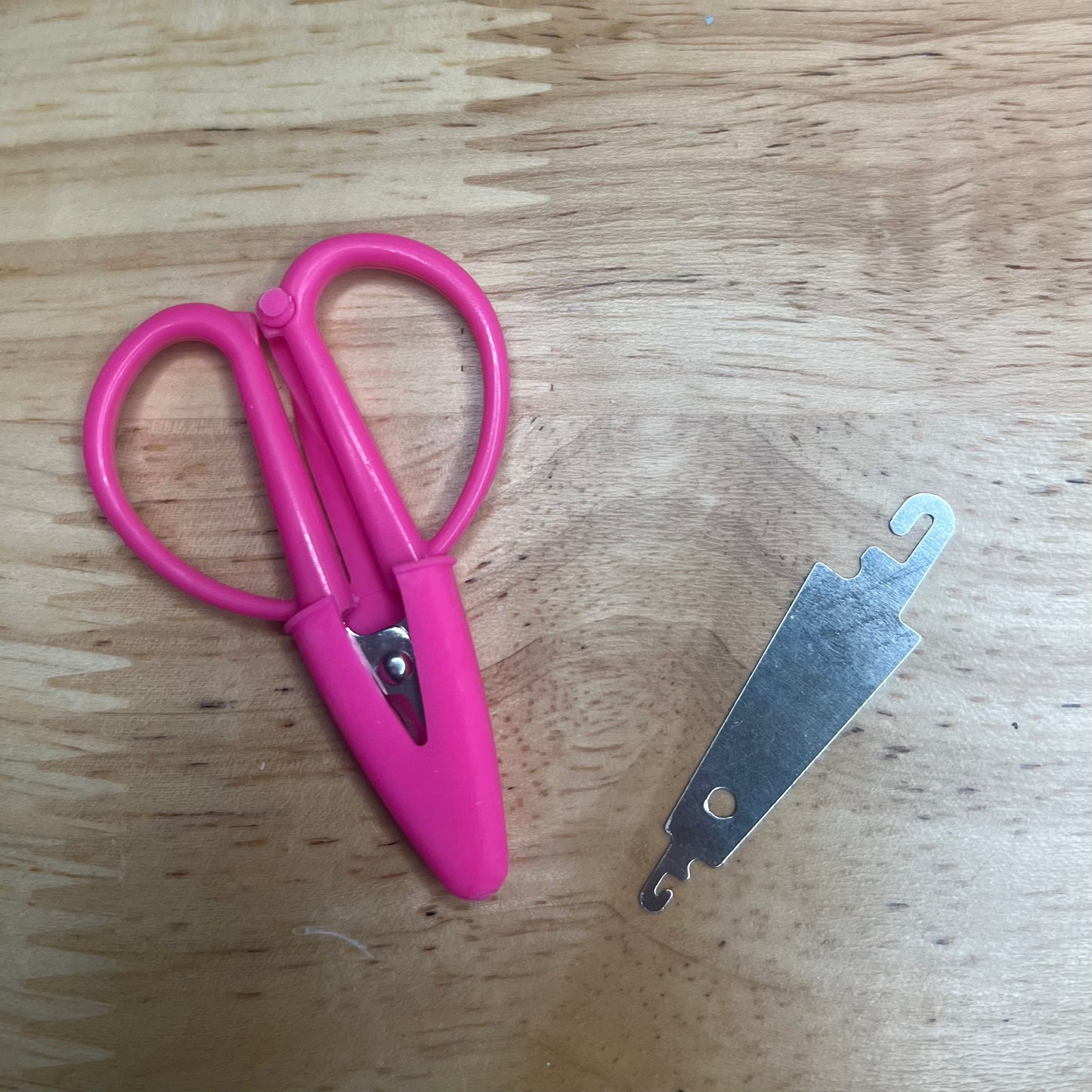 Scissor + Needle Threader Bundle